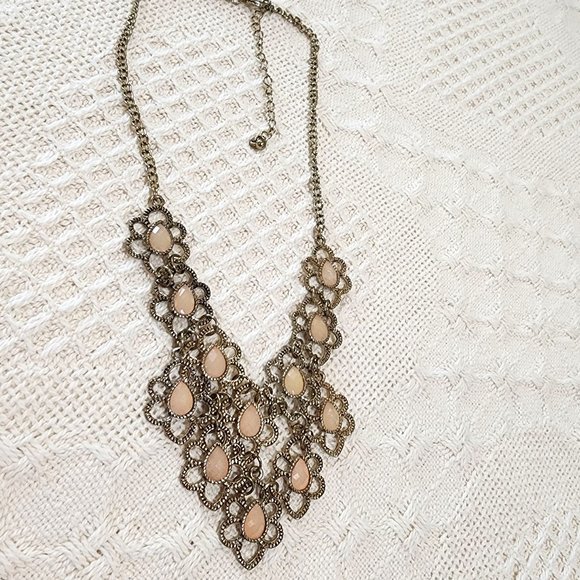 Gold Flower Faceted Light Pink Teardrop Accent Statement Bib Necklace - Picture 5 of 8